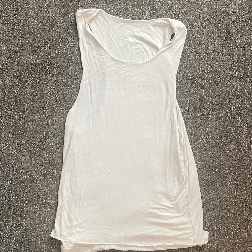 Elegant White Sleeveless Top